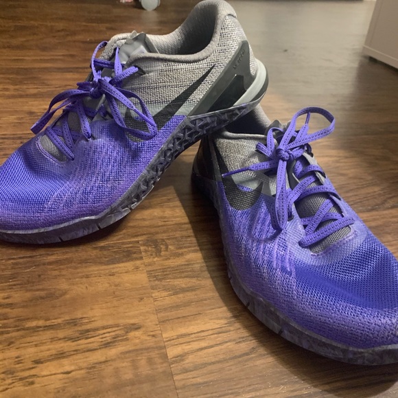 Nike Metcons - Picture 1 of 3